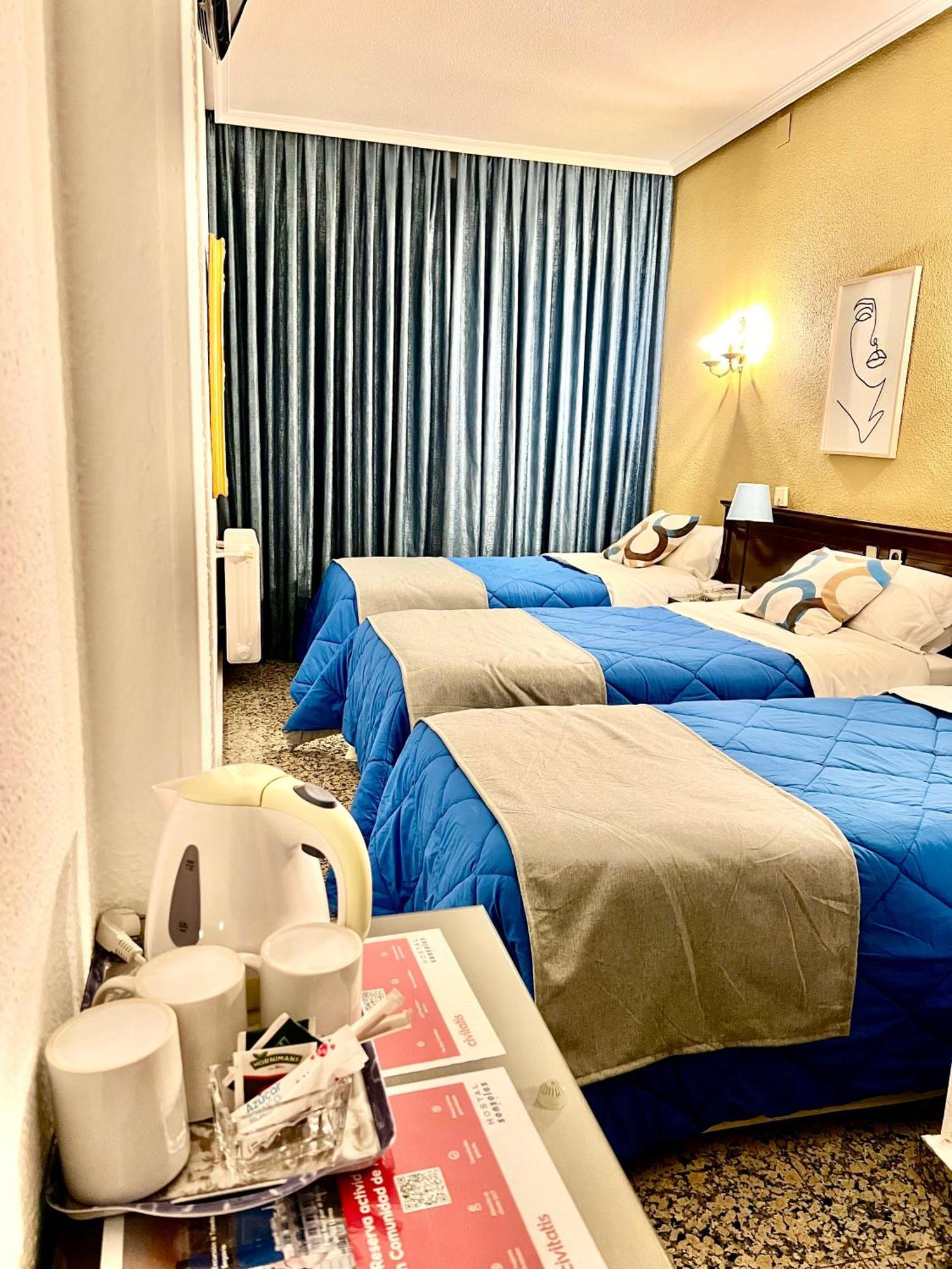Hostal Sonsoles Madrid-Centro Exteriör bild