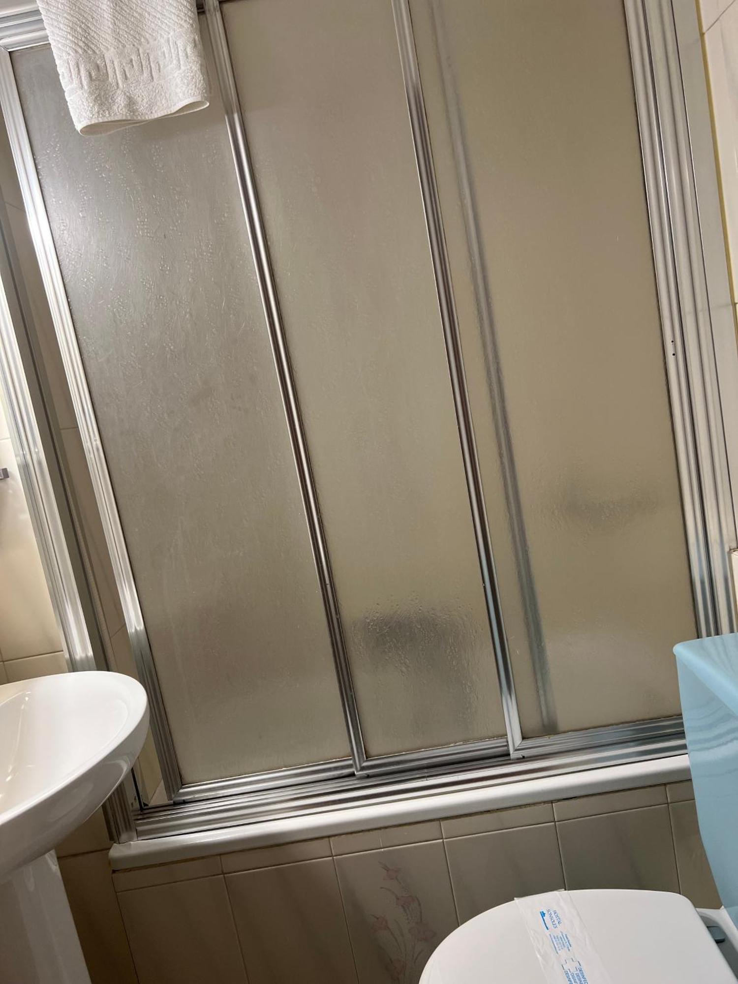 Hostal Sonsoles Madrid-Centro Exteriör bild