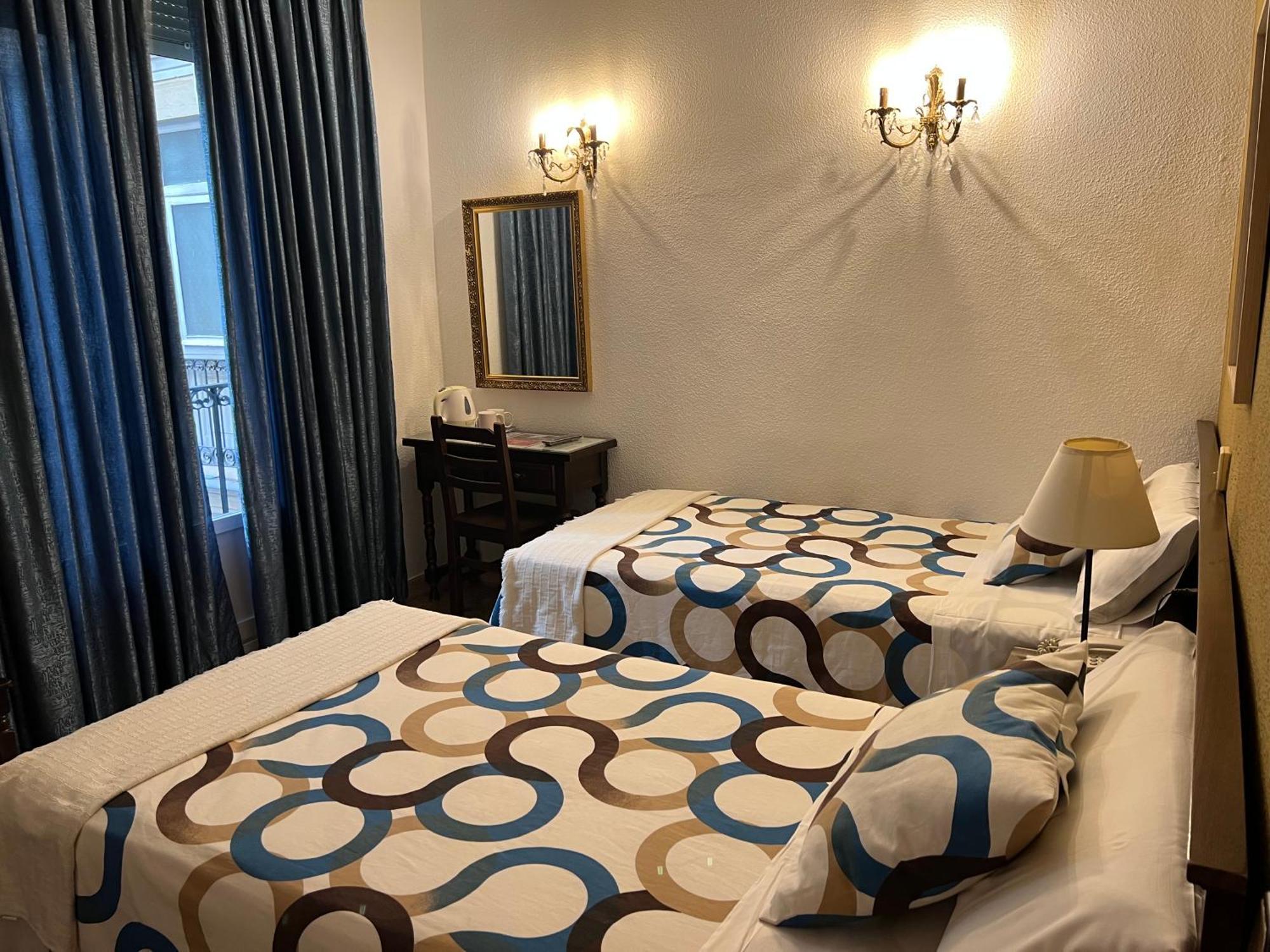 Hostal Sonsoles Madrid-Centro Exteriör bild