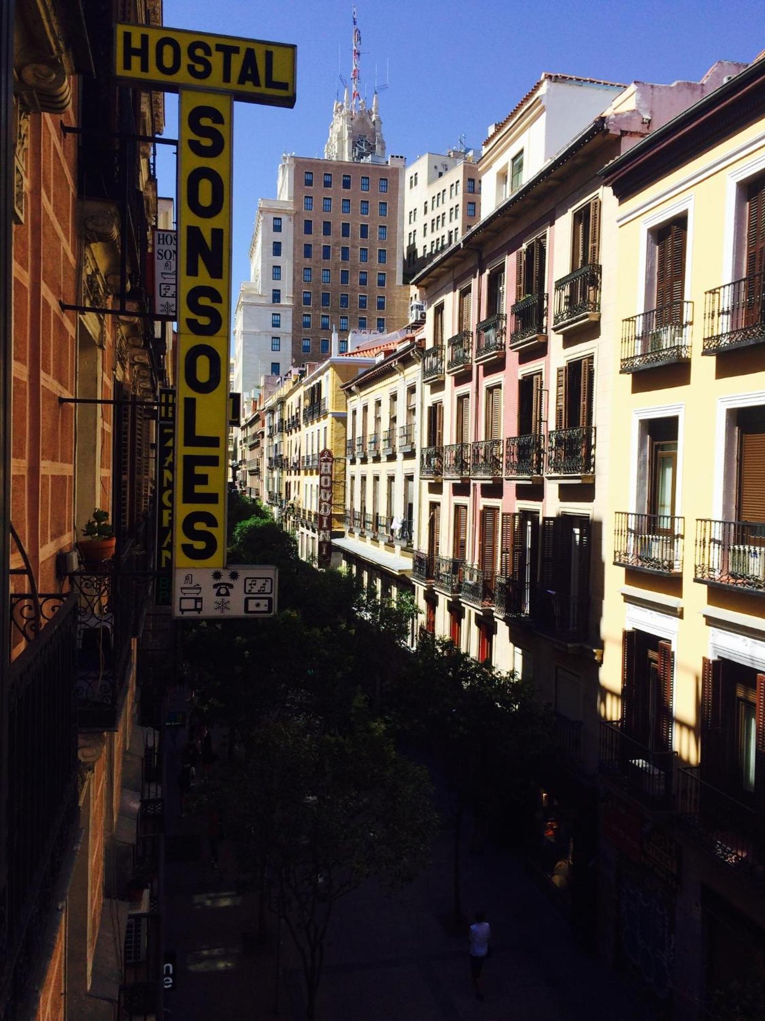 Hostal Sonsoles Madrid-Centro Exteriör bild
