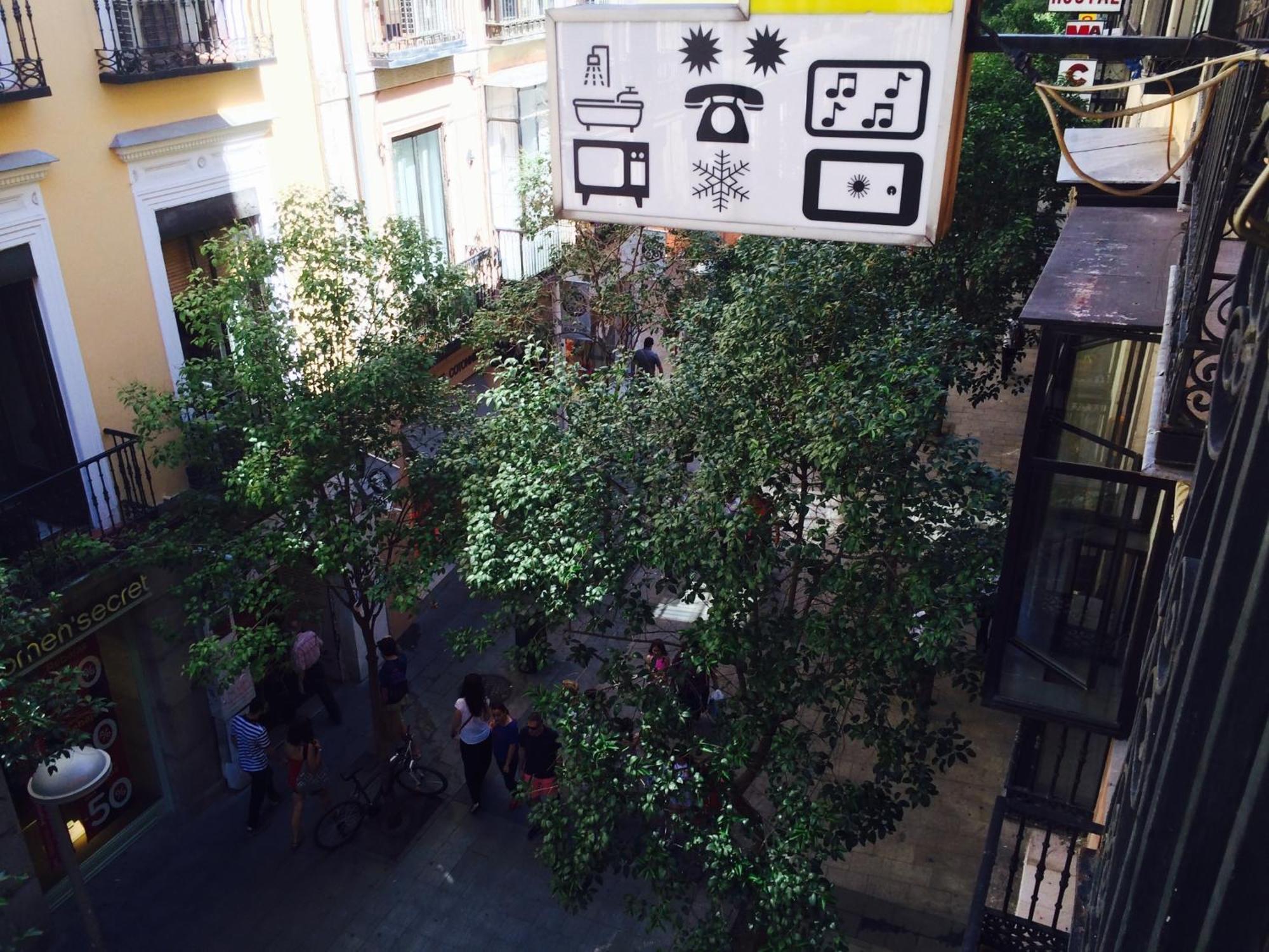 Hostal Sonsoles Madrid-Centro Exteriör bild