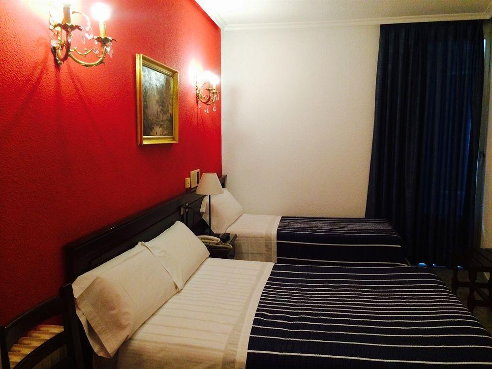 Hostal Sonsoles Madrid-Centro Exteriör bild